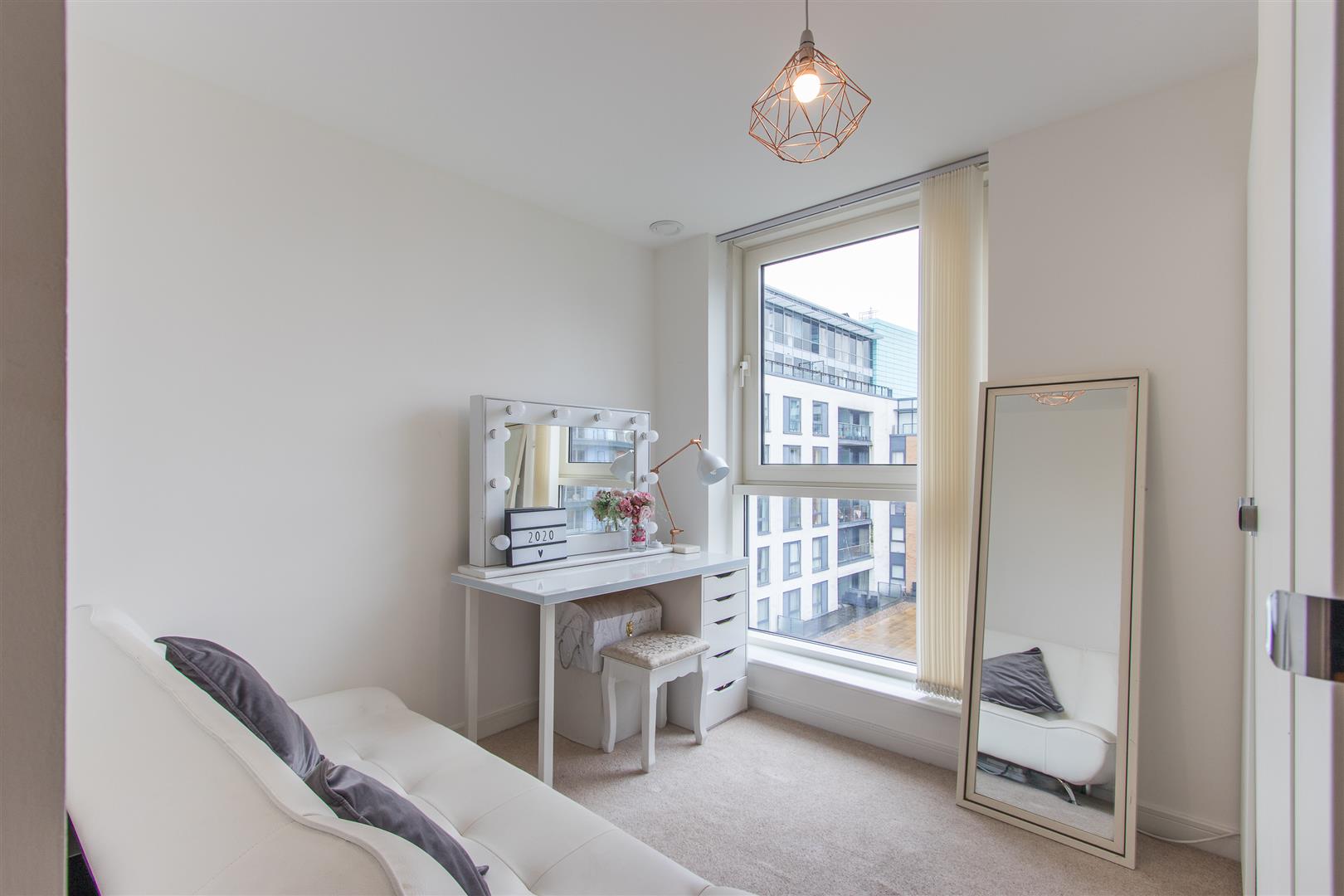 DOUGLAS HOUSE, PROSPECT PLACE, CARDIFF BAY Jeffrey Ross Estate Agents